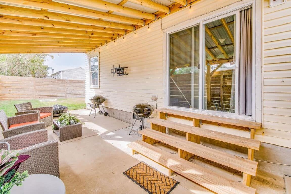 Cam'S Coastal Cottage- Nas Pensacola, Close To Beach Екстериор снимка