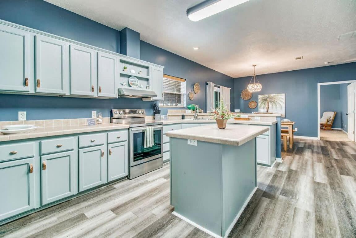 Cam'S Coastal Cottage- Nas Pensacola, Close To Beach Екстериор снимка
