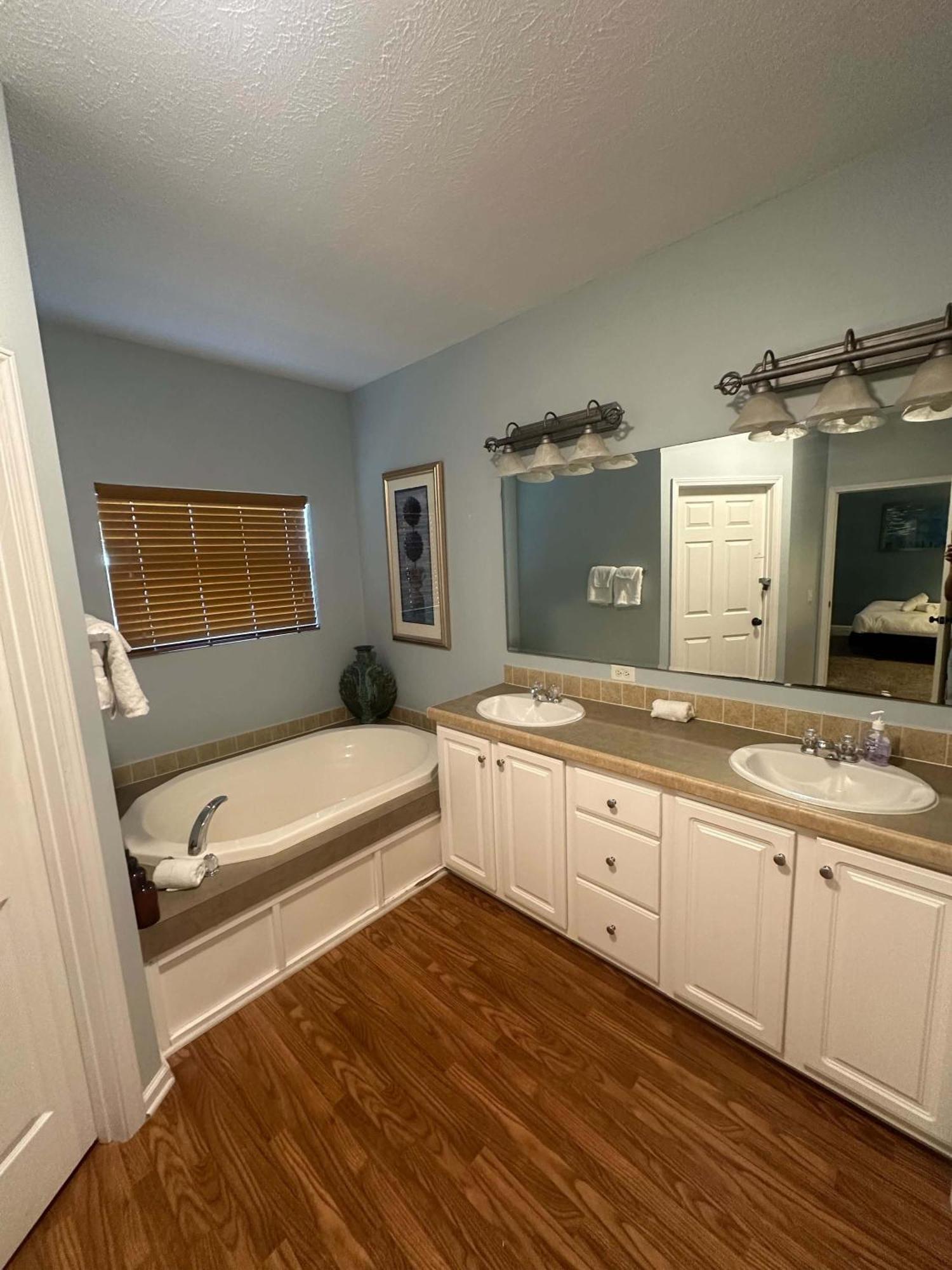 Cam'S Coastal Cottage- Nas Pensacola, Close To Beach Екстериор снимка